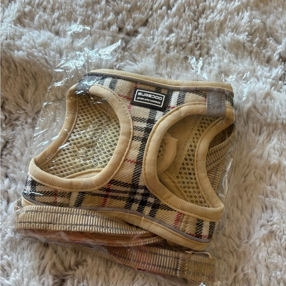 (Suredoo) Plaid Dog Harness and Leash Set